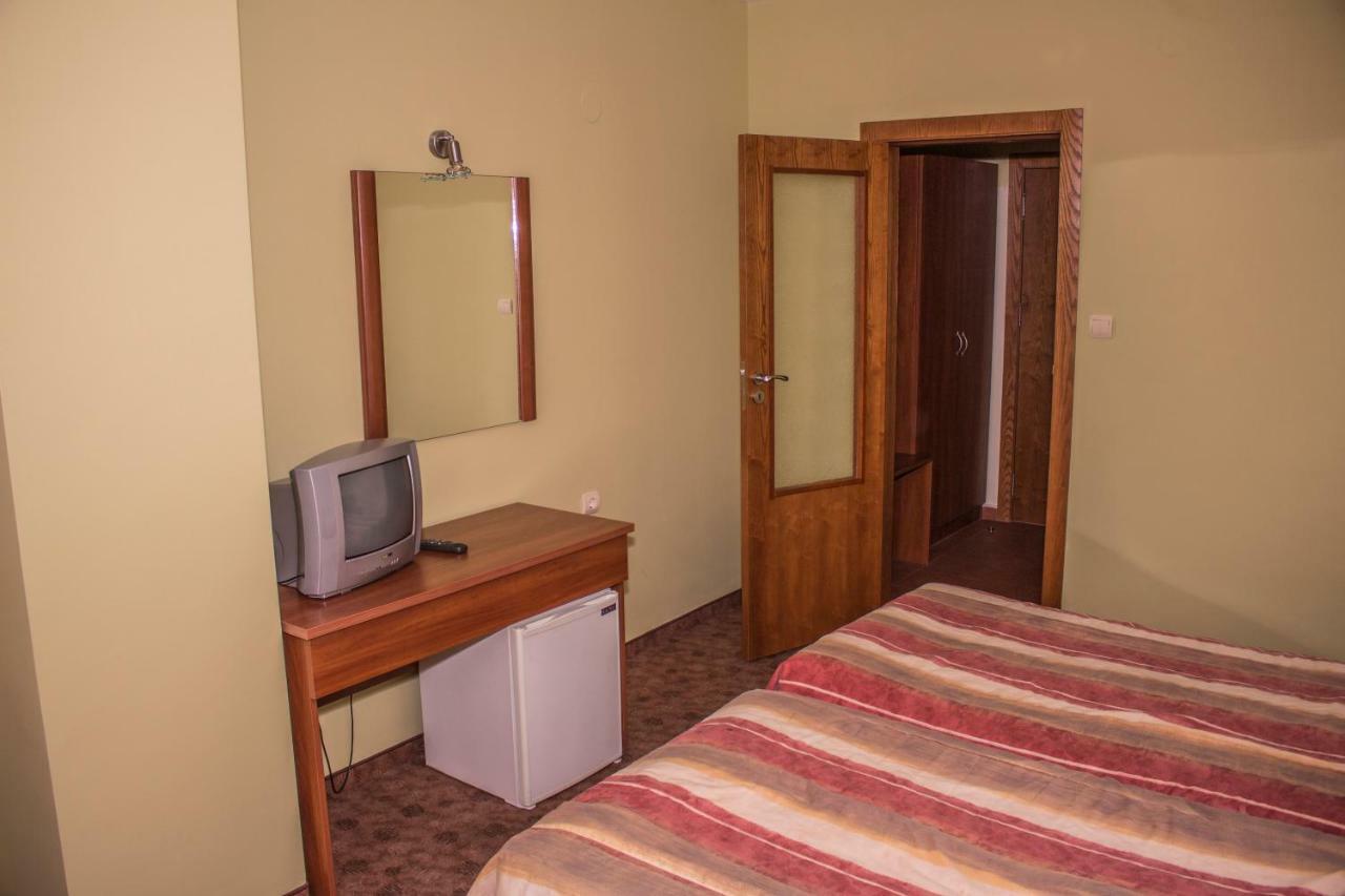 Стаи За Гости - Семейна Къща За Гости Ивел Bansko Dış mekan fotoğraf